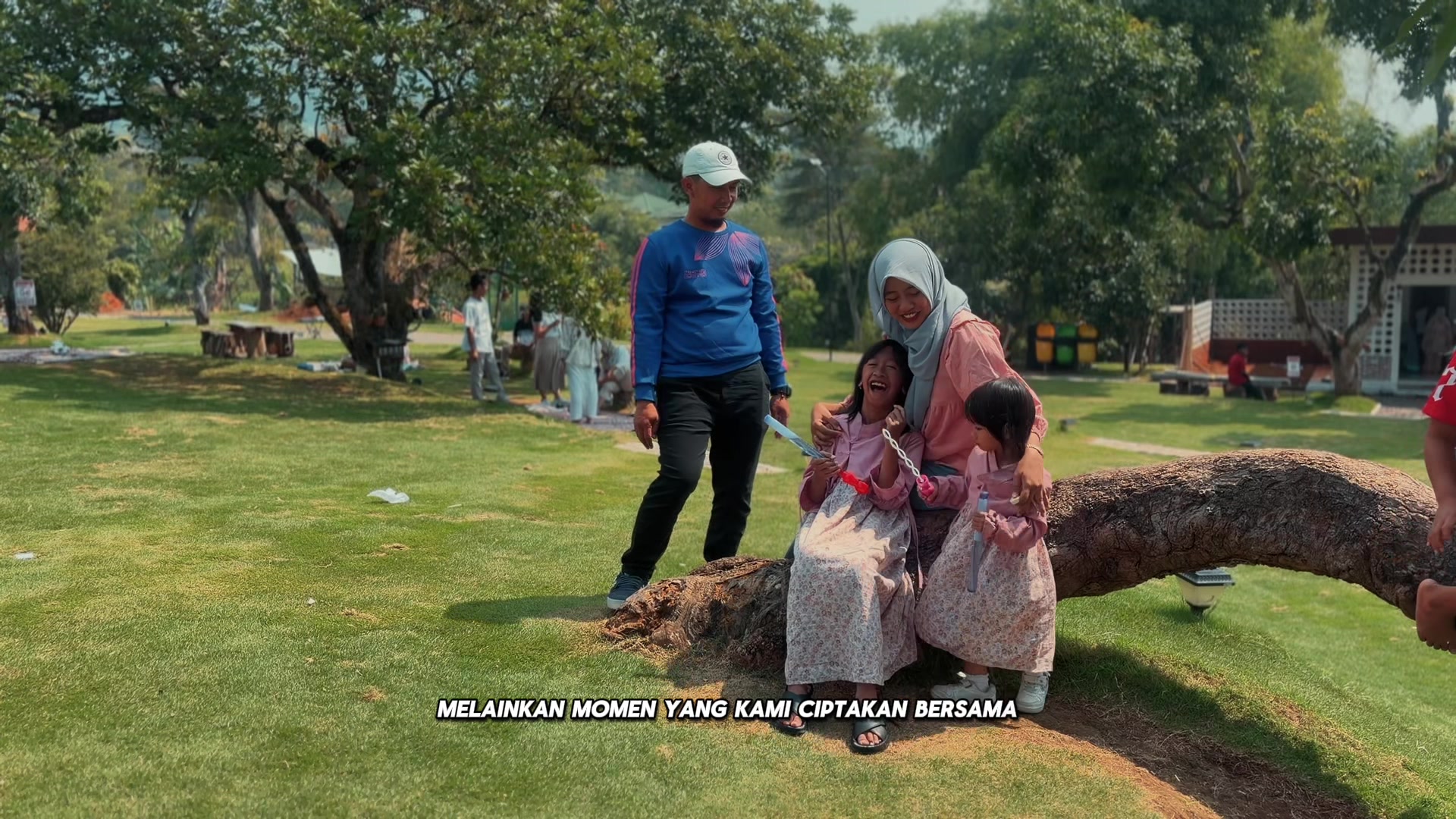 @Madeleine Dinata