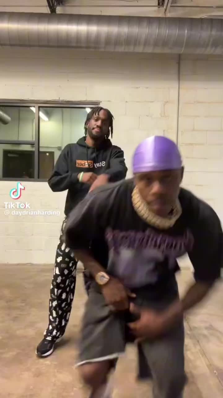@CJ