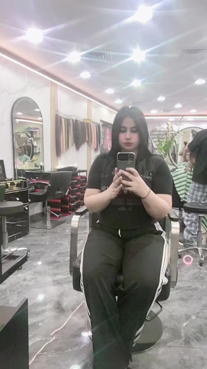 @Zara khan