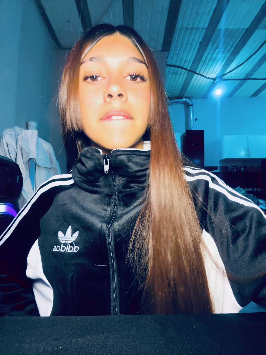 @Adisvalentina🩷