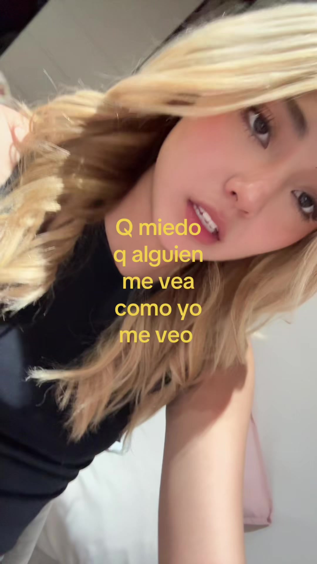 @𝐓