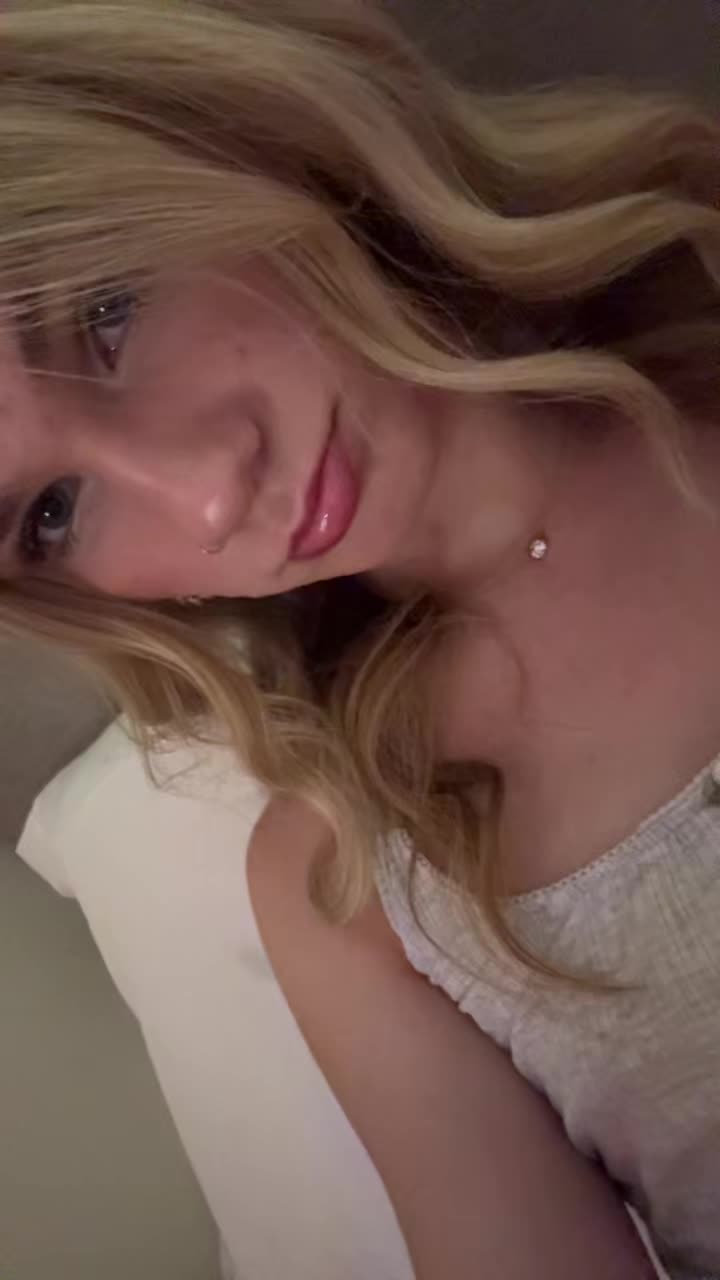 @✨𝓑𝓵𝓸𝓷𝓭𝓲𝓮✨