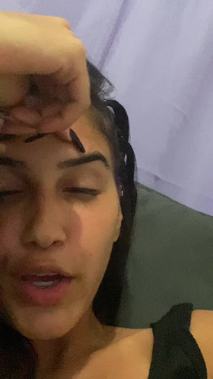 @anne.
