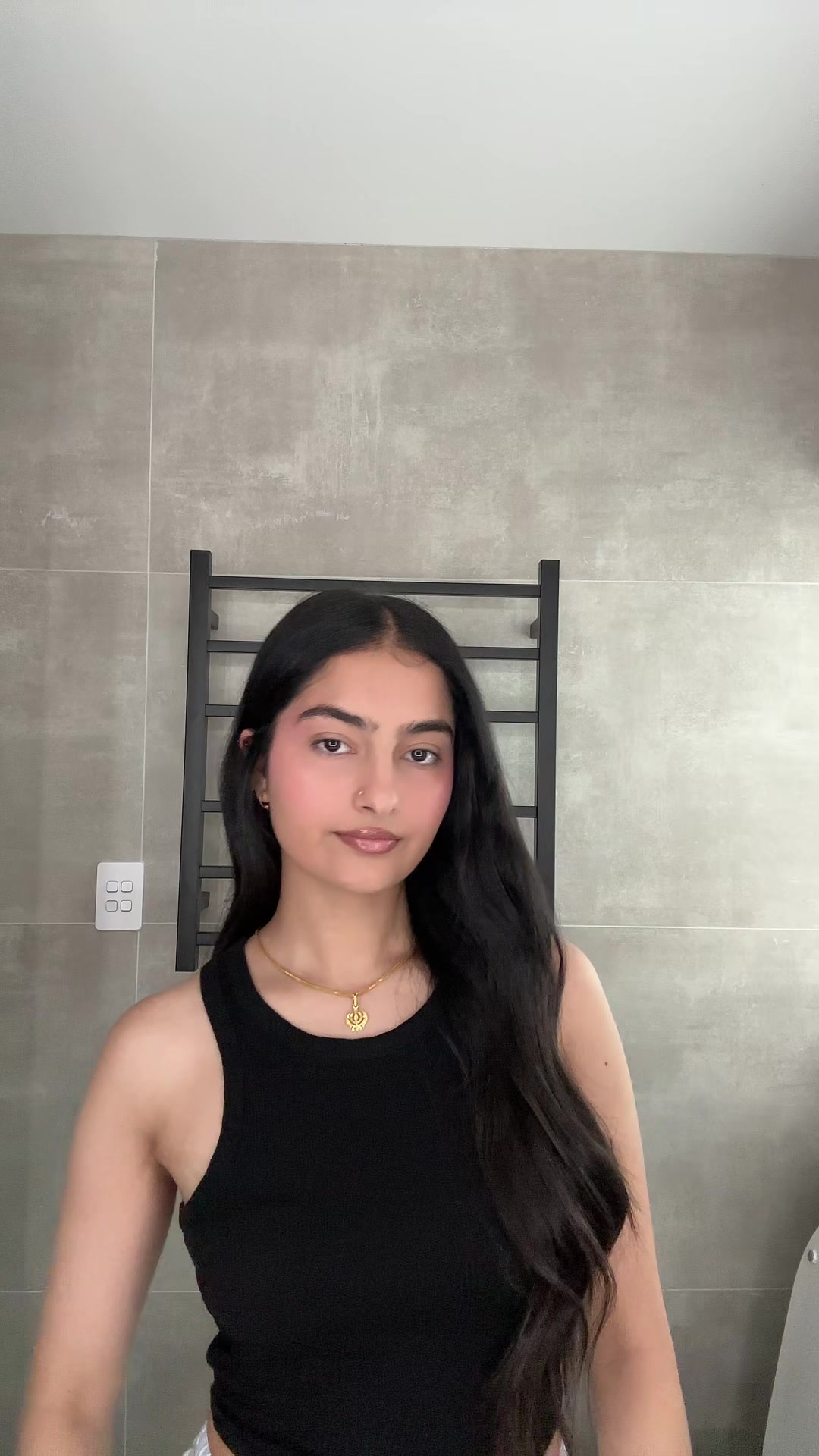 @SIYA KALER
