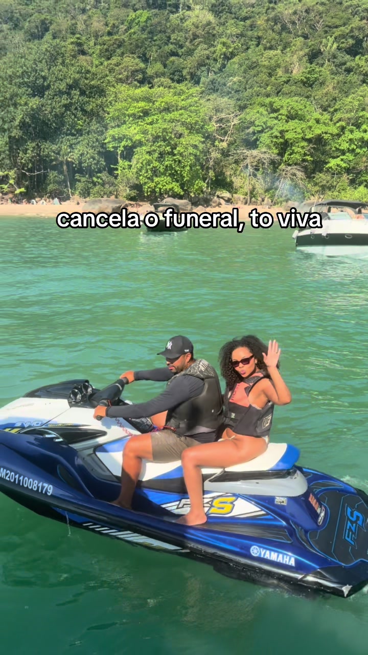 @Leticia Leite