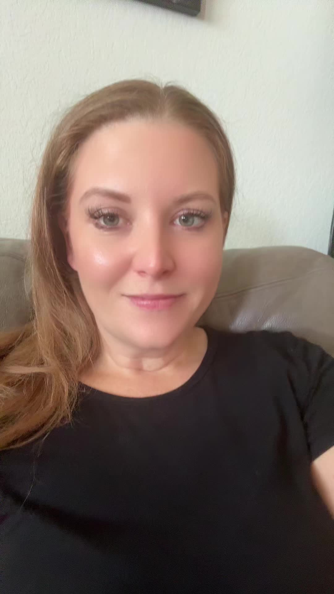 @RealtormeganT