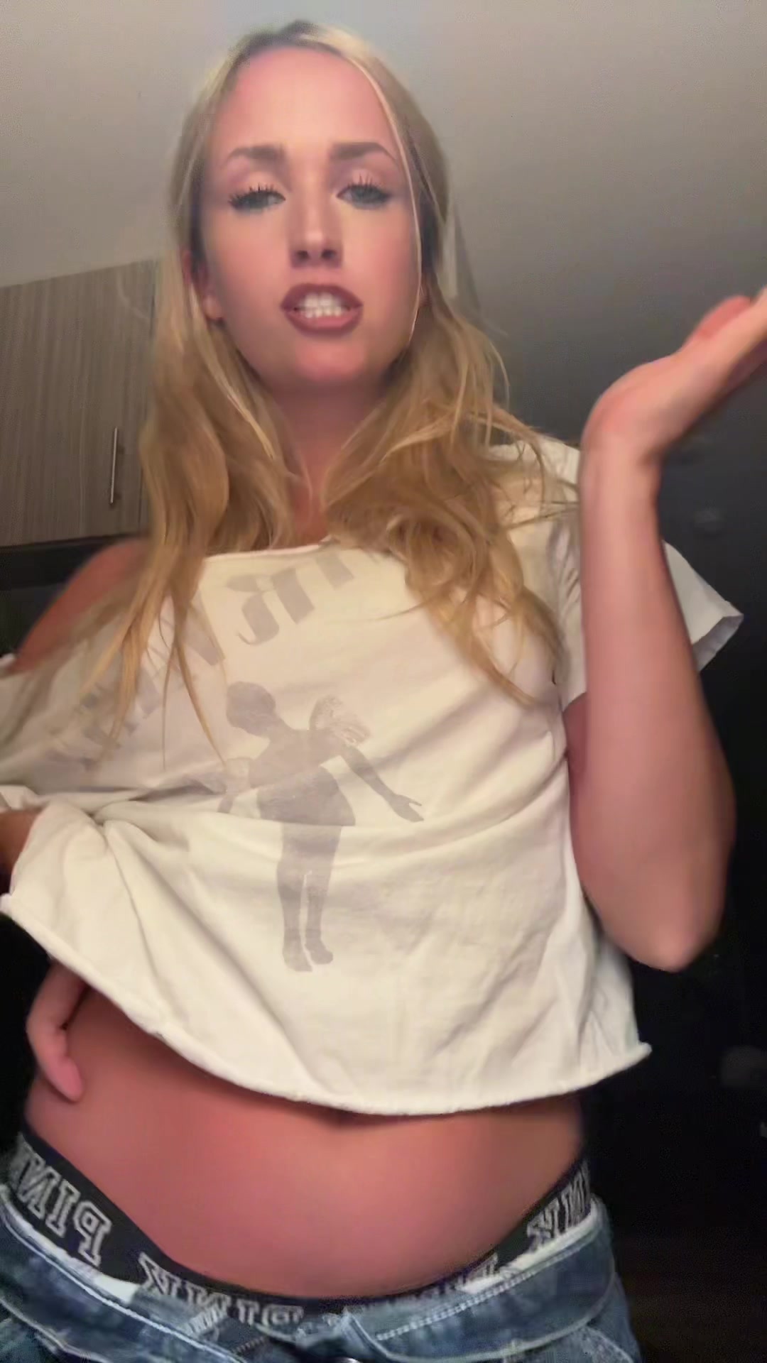@MOOGY