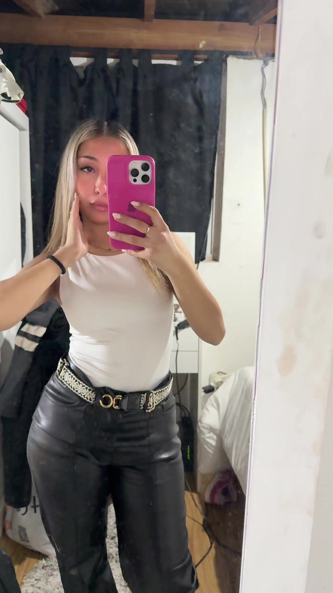 @👸🏼