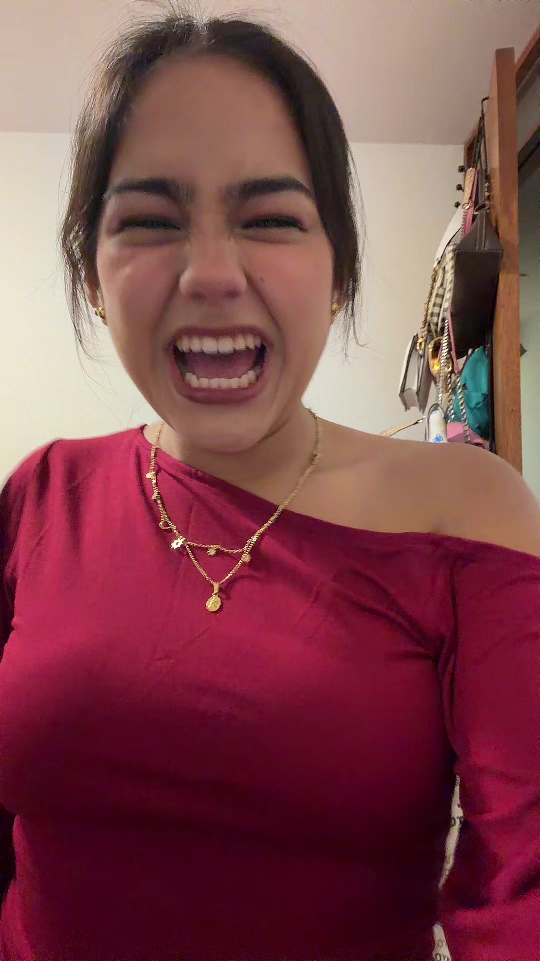 @fabiiianita