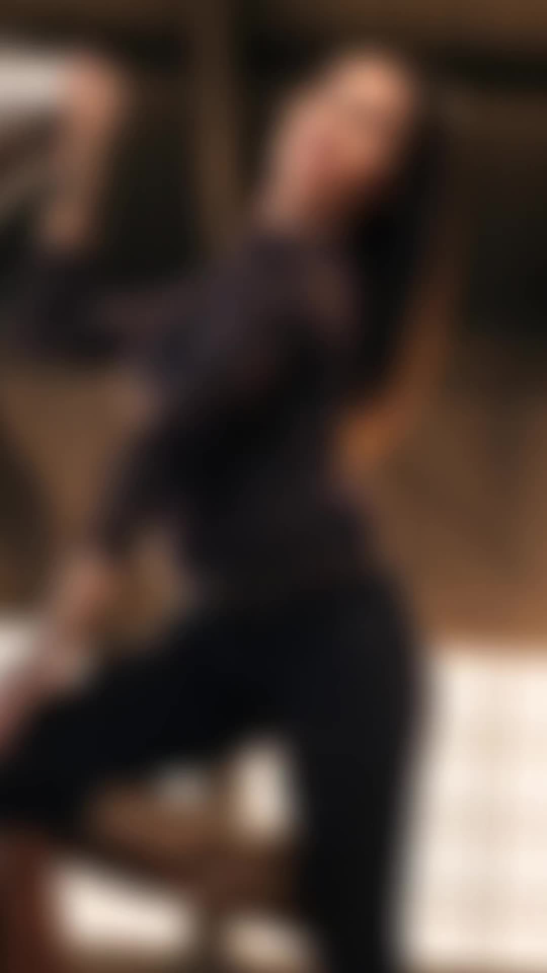 @karienq