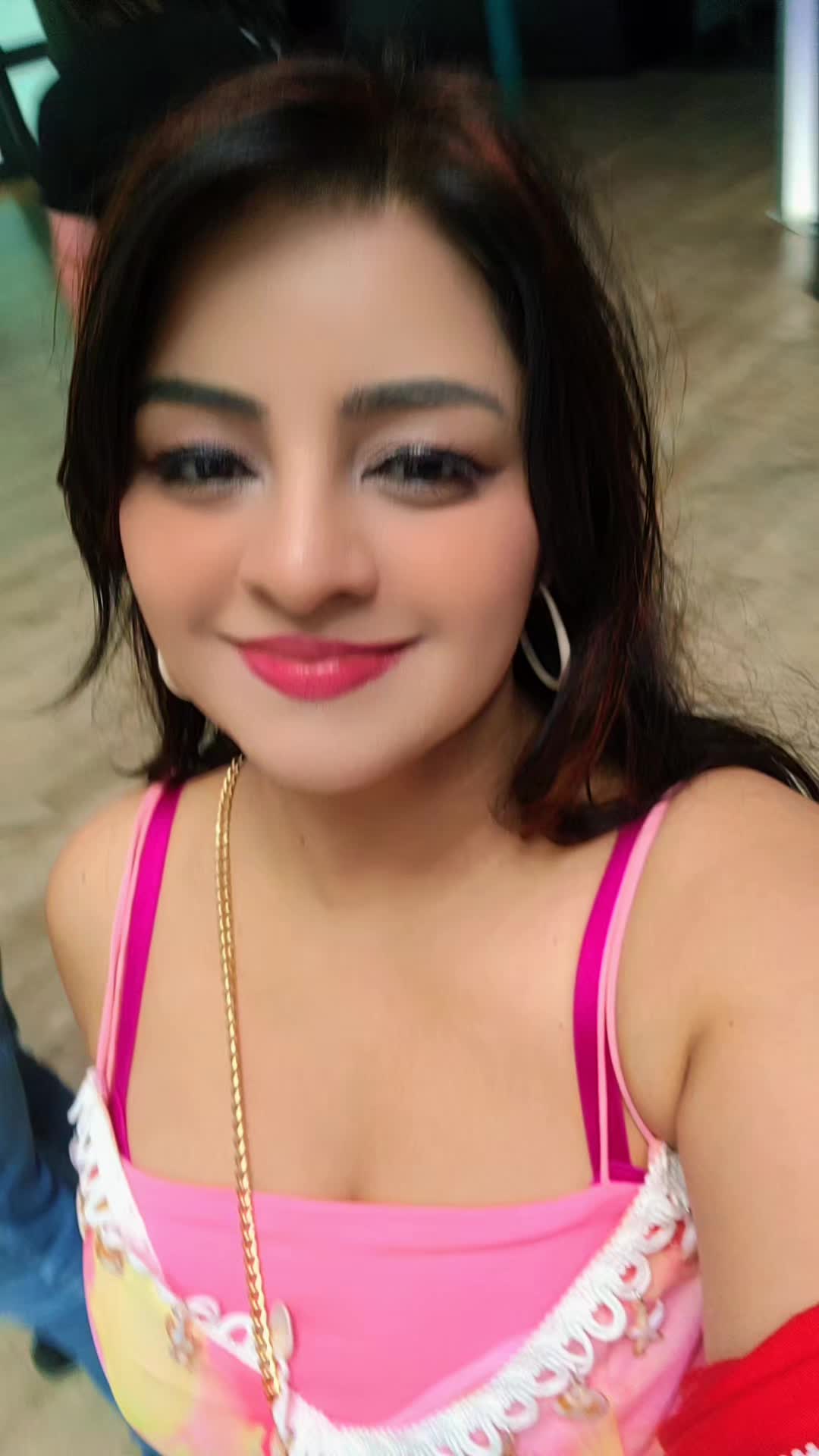 @ShwetaV