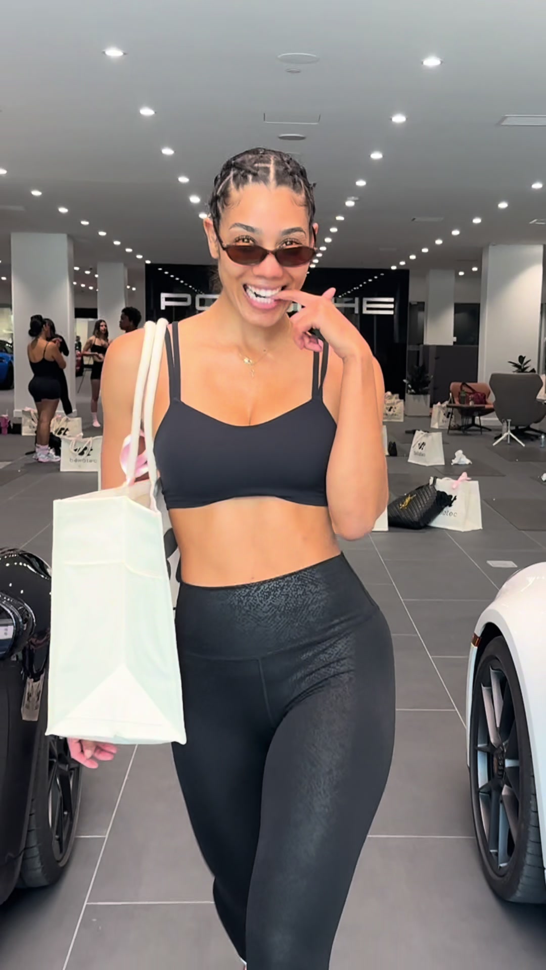 @nikkieneal