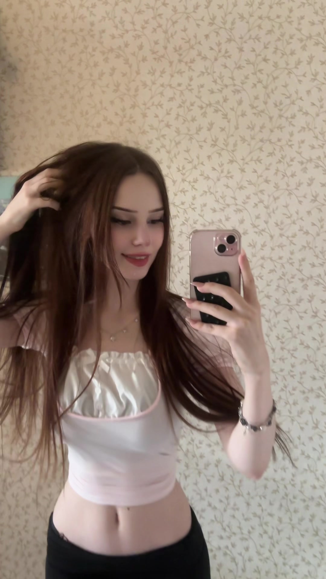 @nikaswiftik