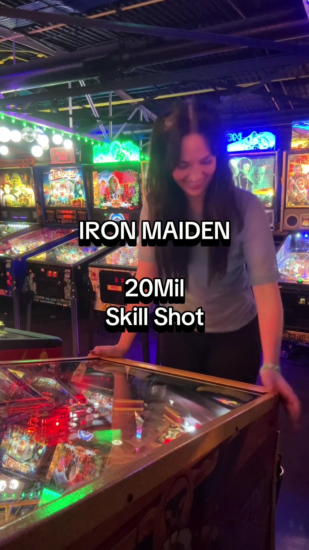 @Mel Plays Pinball