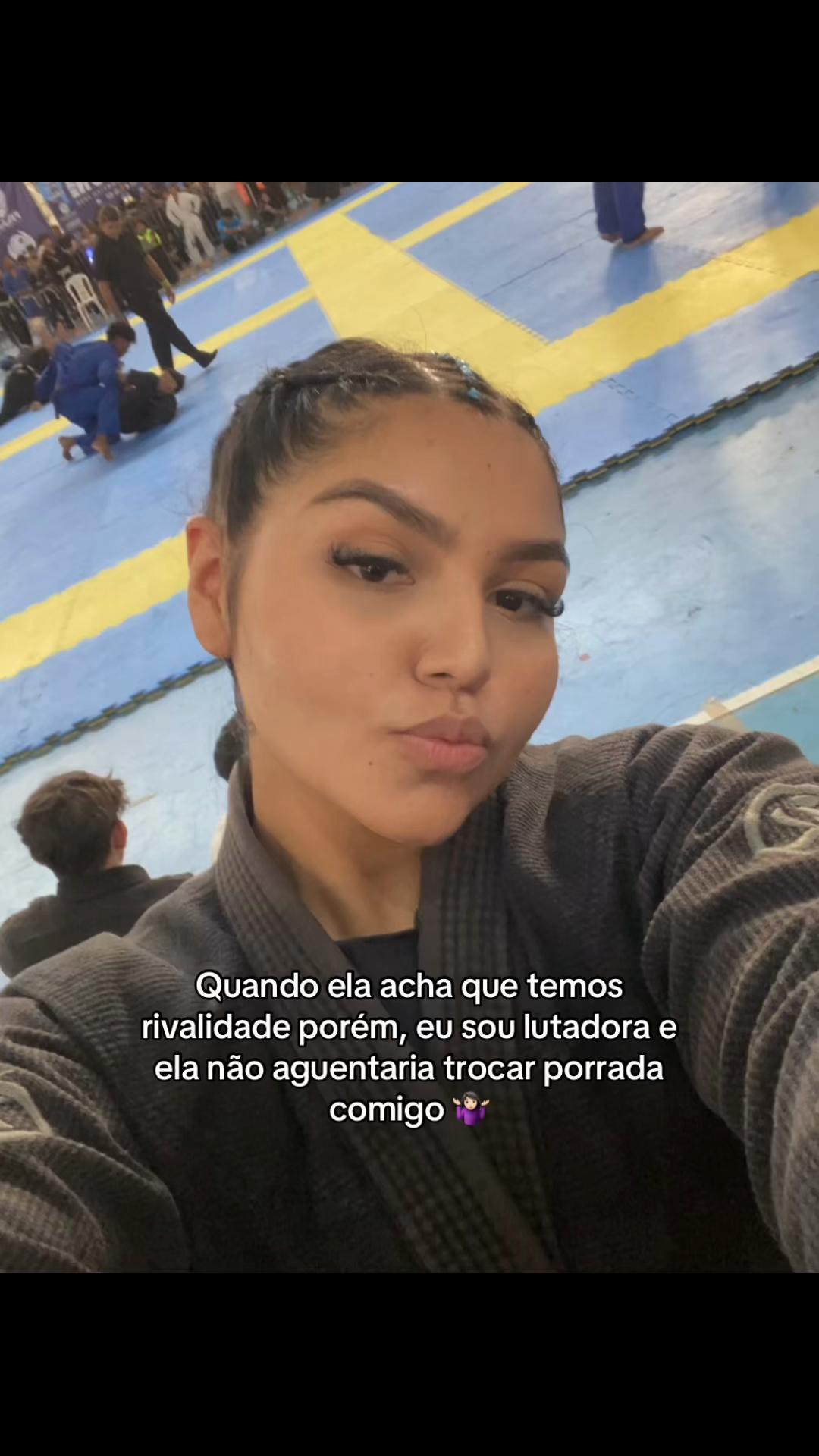 @A_queirozzx