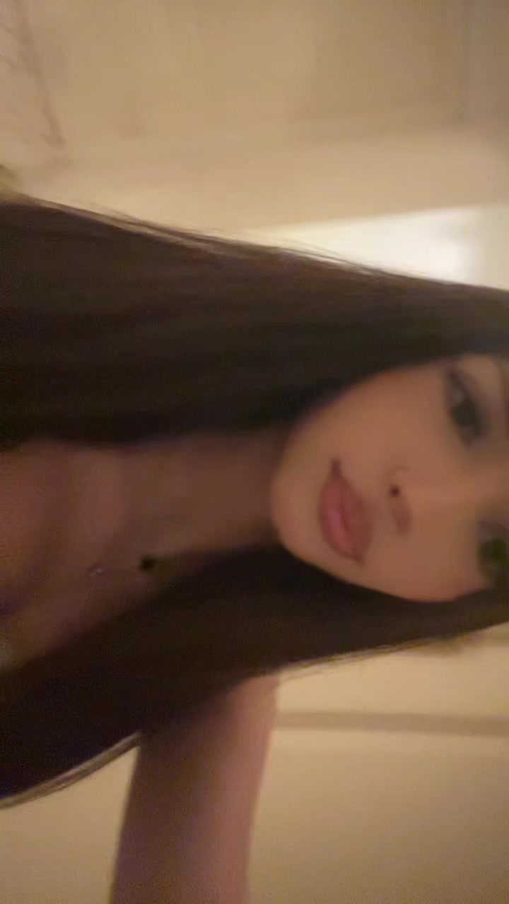 @𝓛𝓲𝓻𝓪𝔃 𖣂