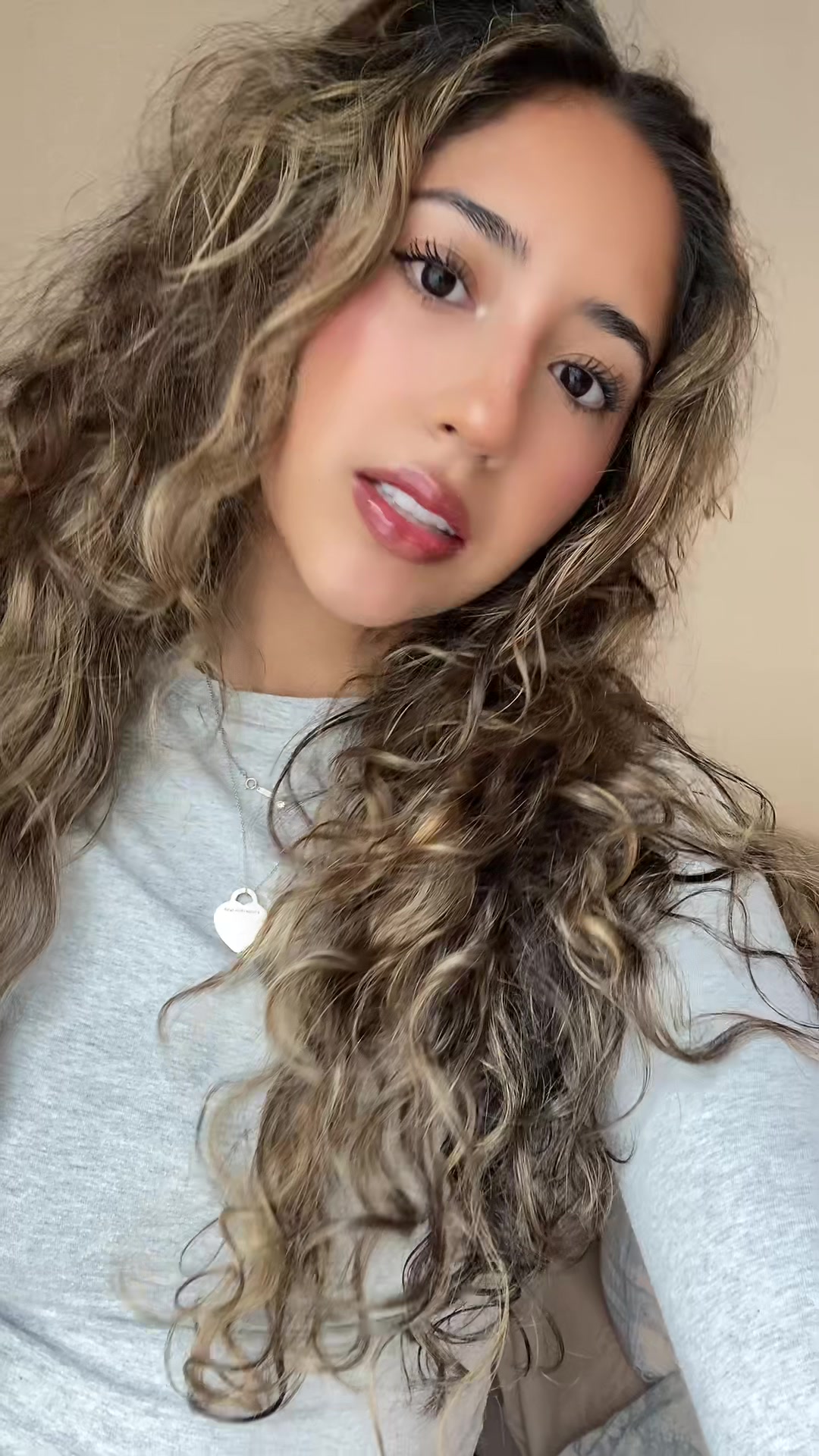 @Adriana