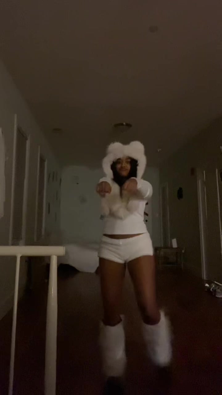 @🐟