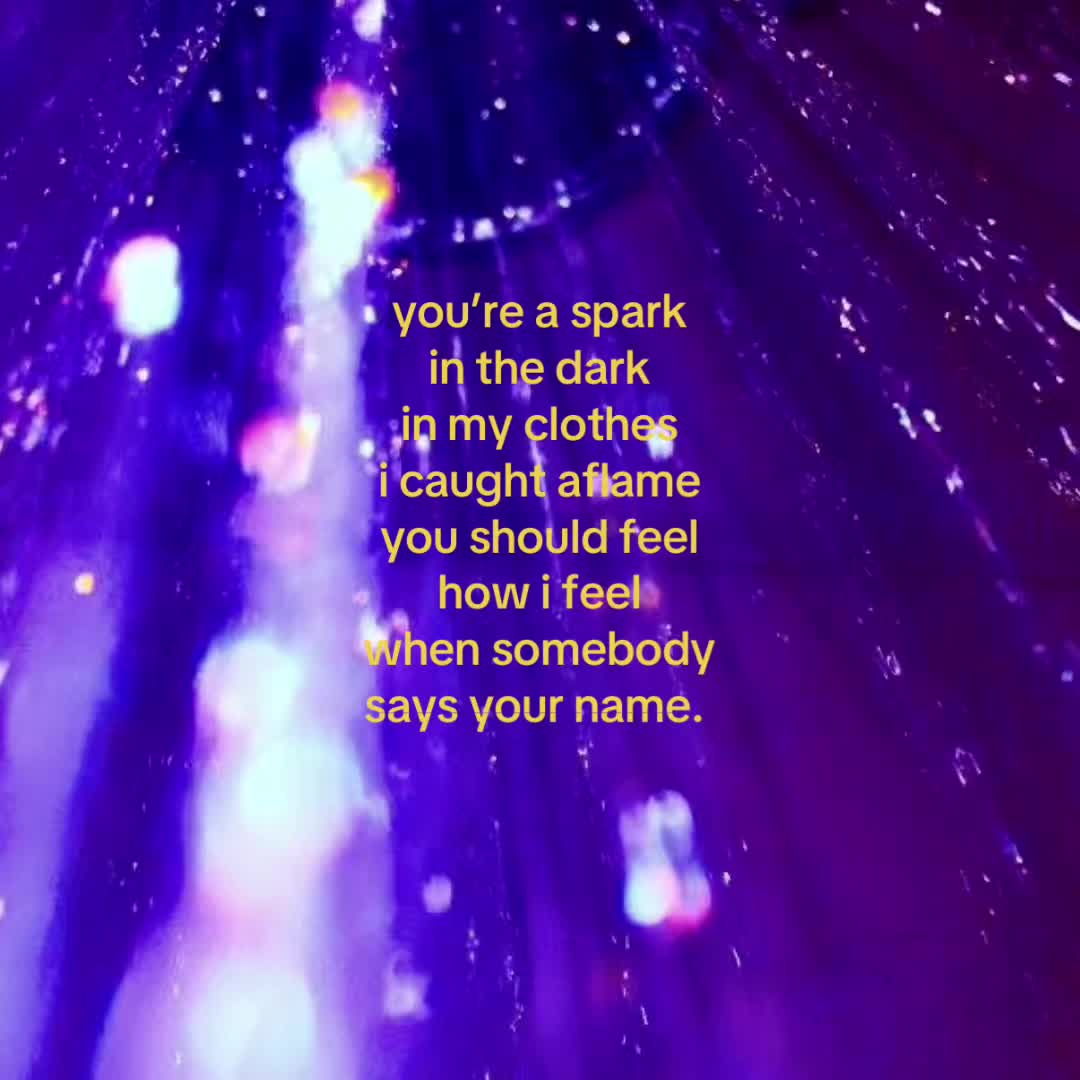 @🎧