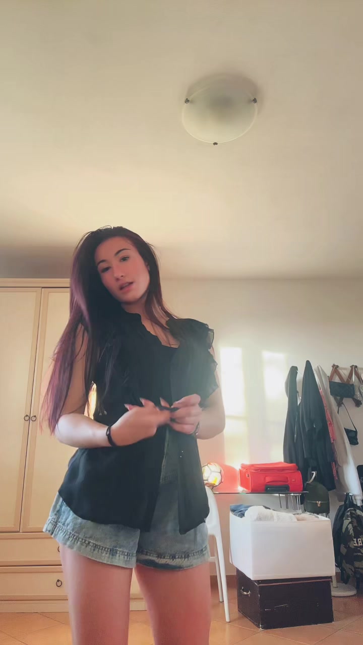 @🦂