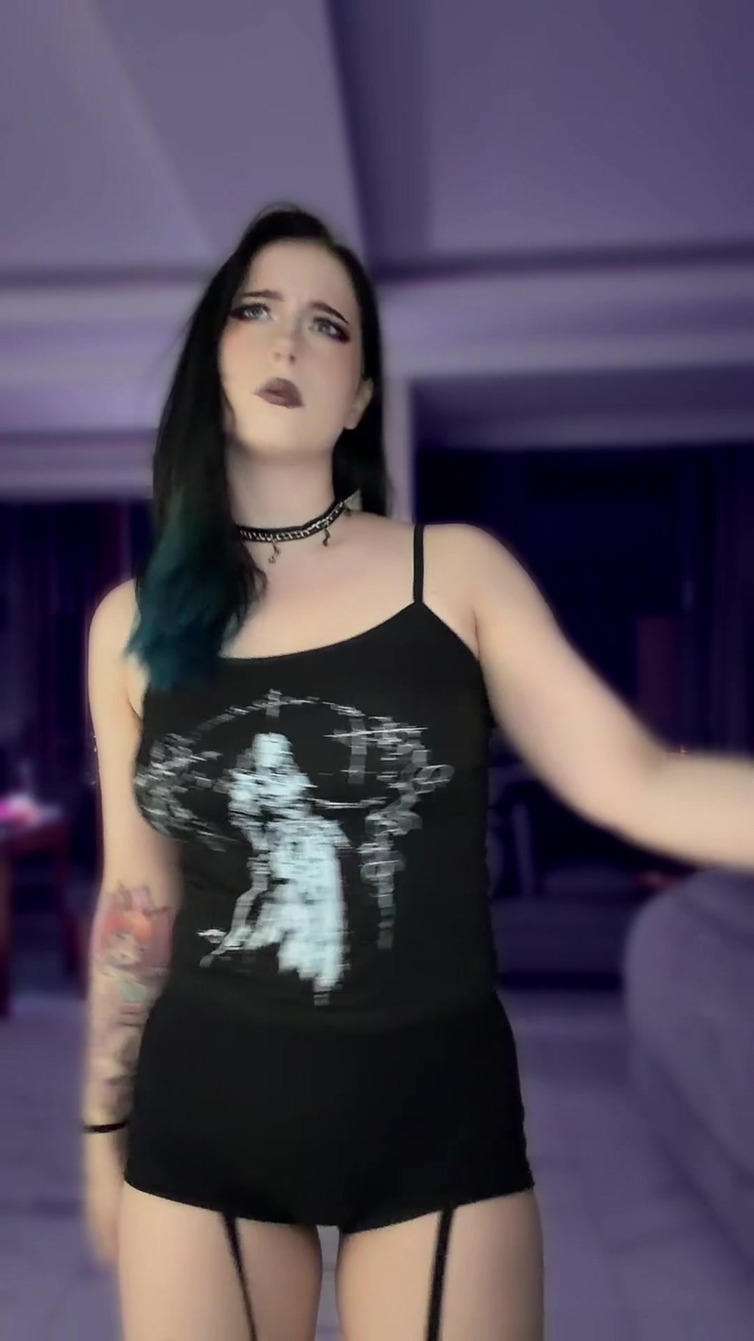 @Mollyredwolf