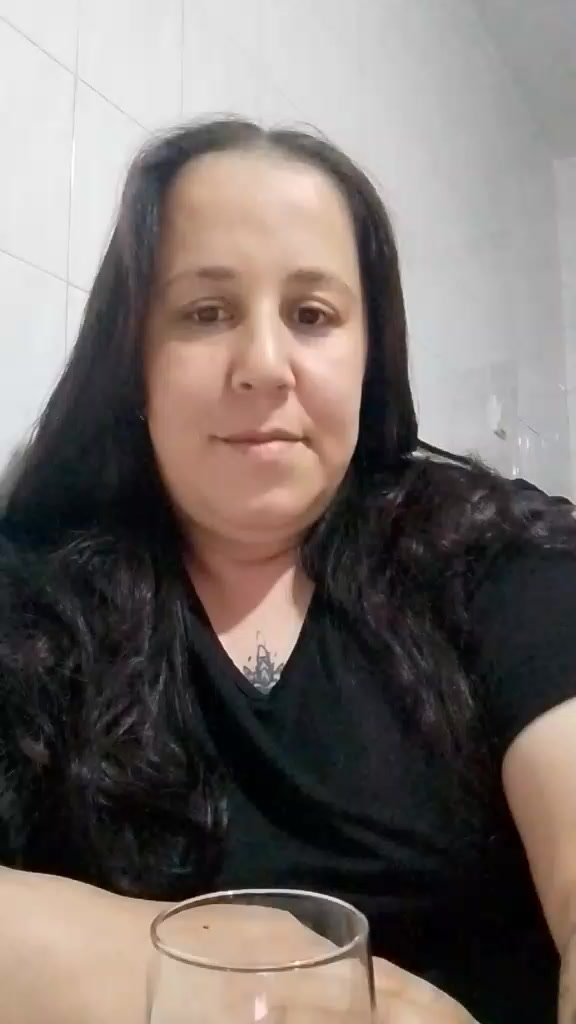 @leylahelvacii