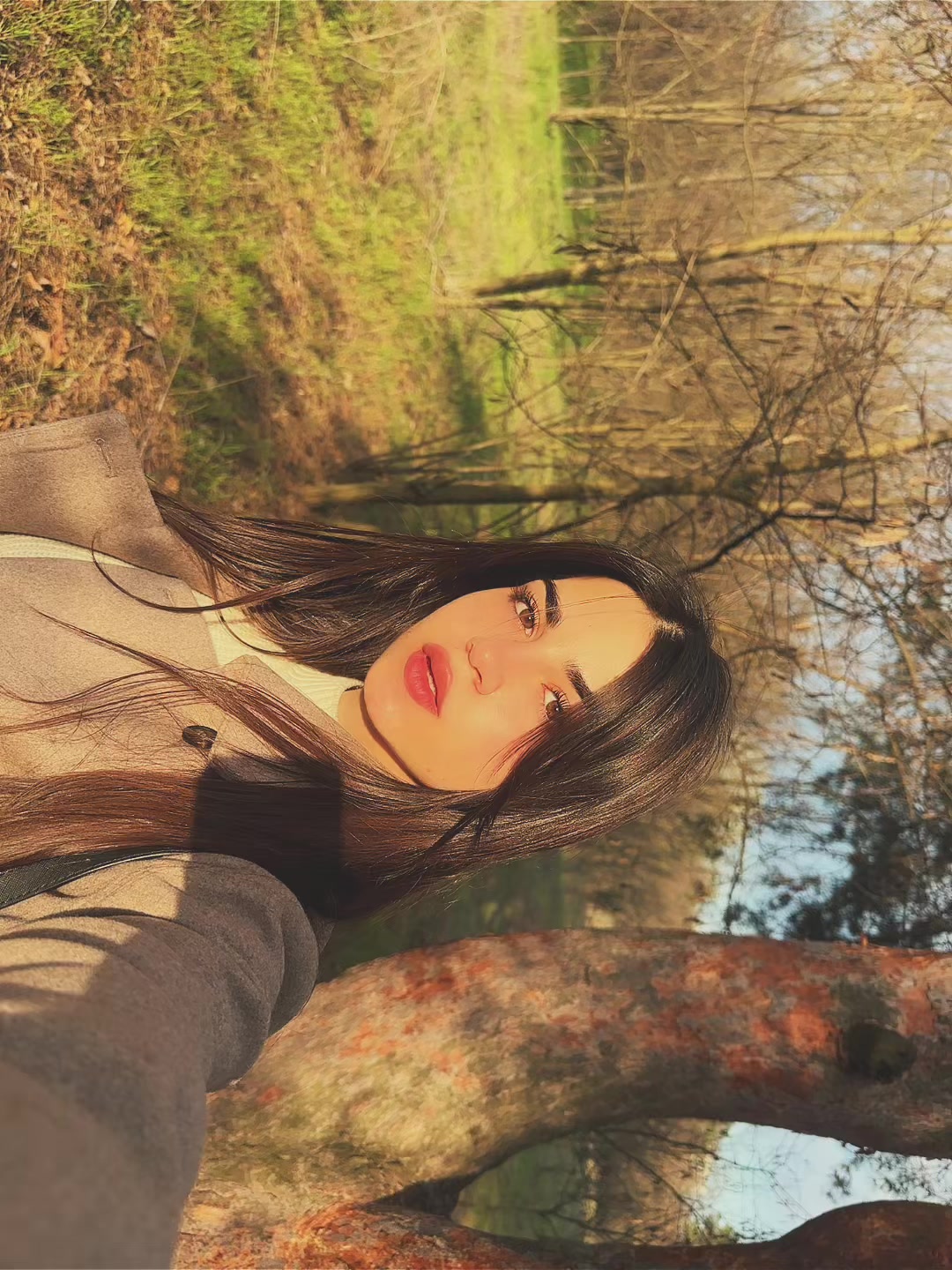 @llatviina_