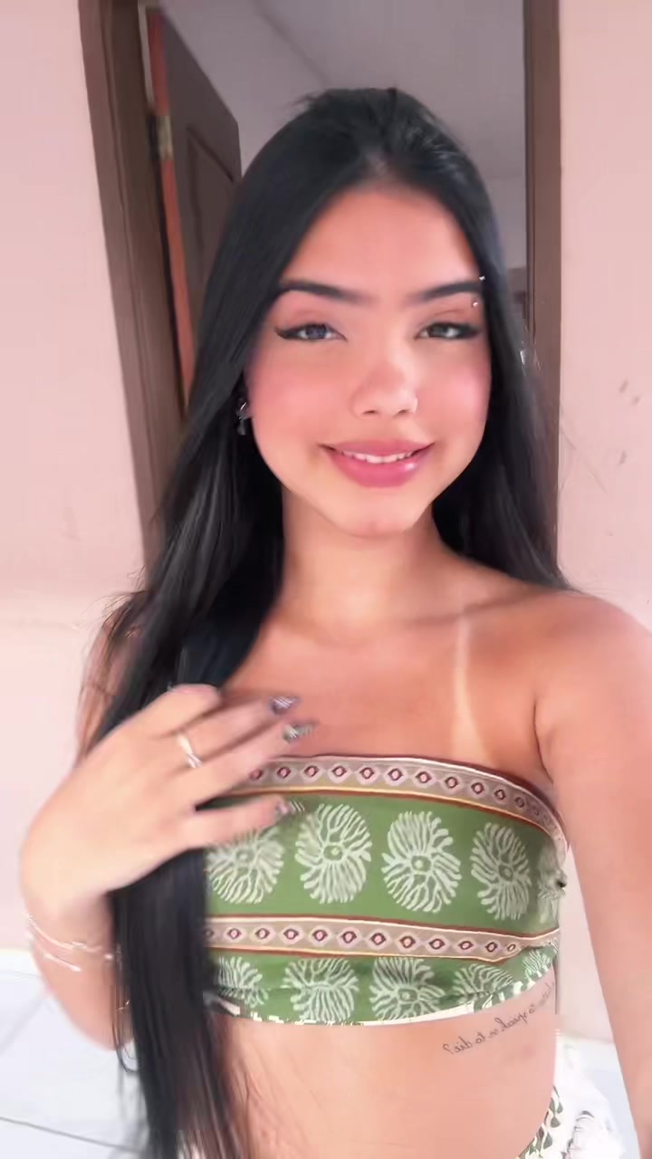 @fleuri🧛🏻&zwj;♀️