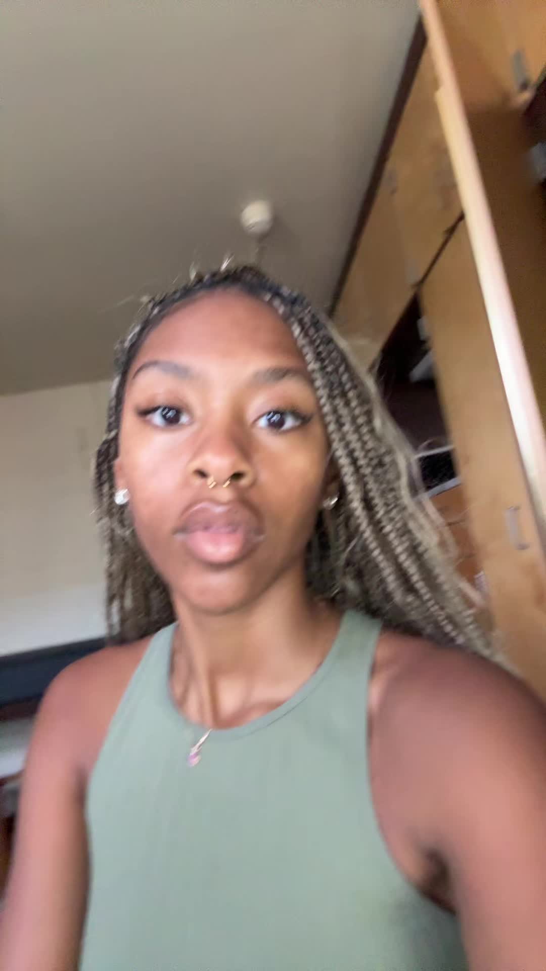 @NAOMI (the queen) & ZARIAH