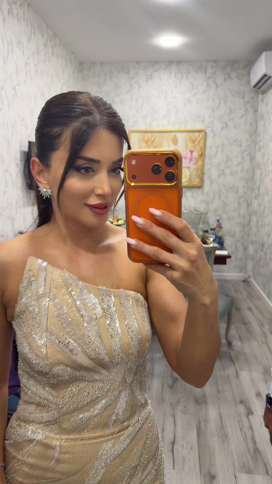 @ayselomerofficiall
