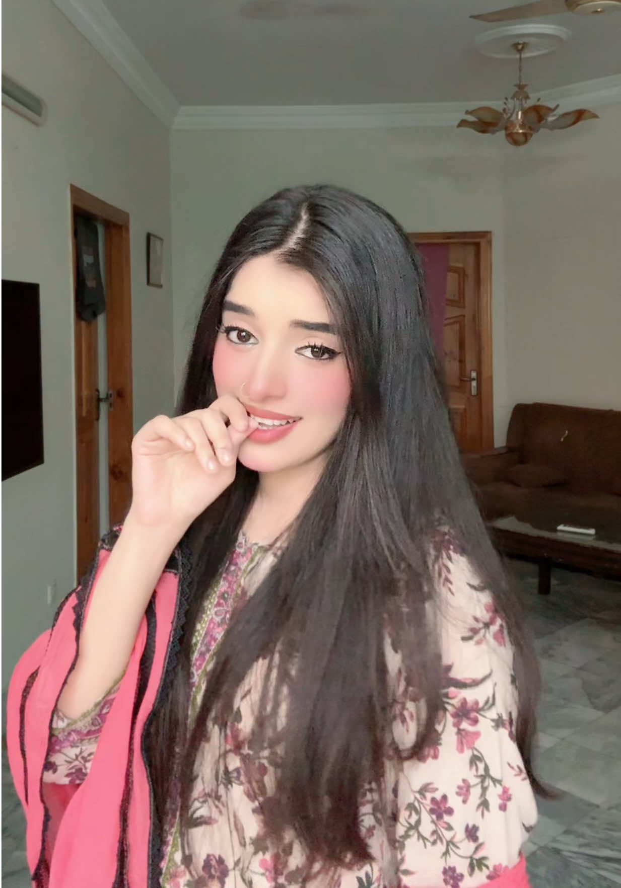 @🚩FIZA KHAN🚩