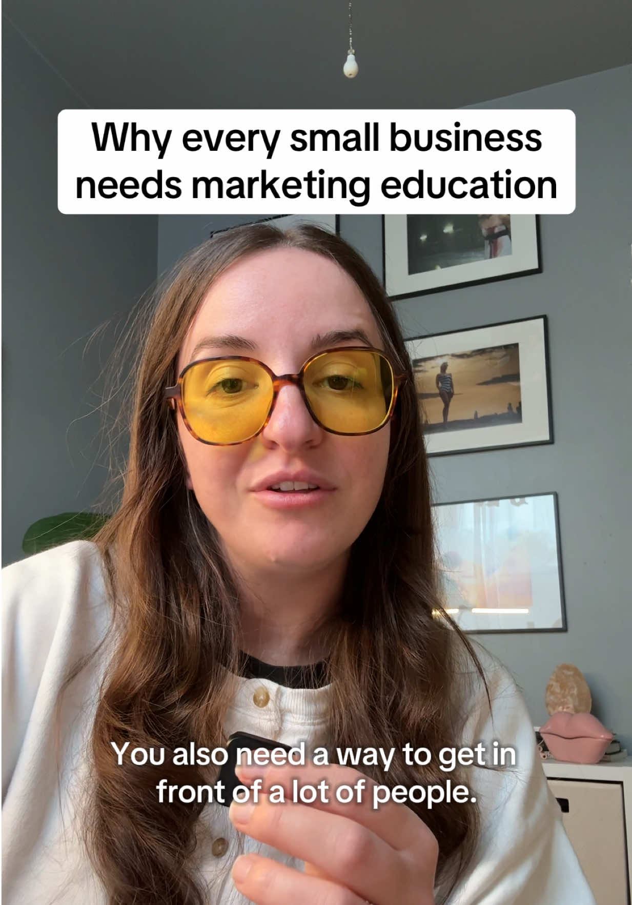 @Anja | your brand strategist ✨