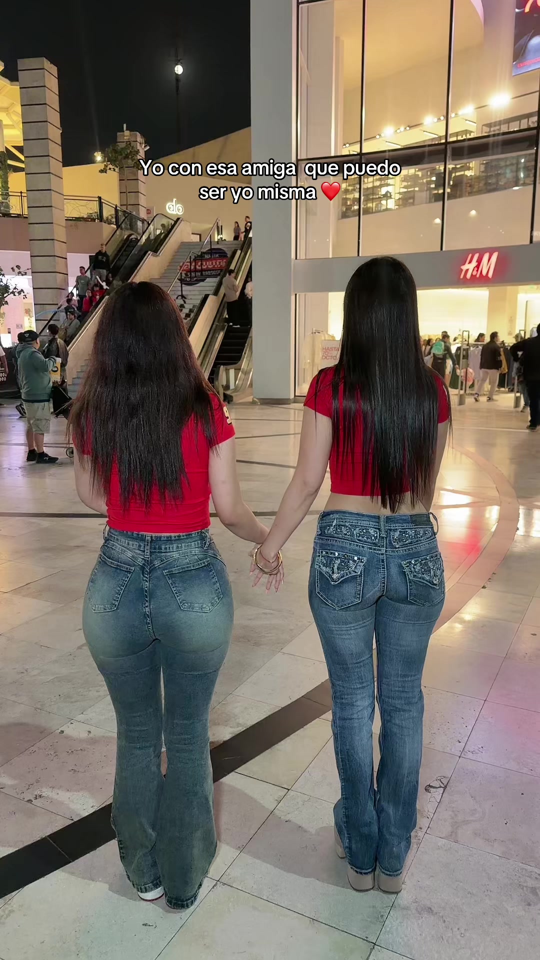 @Zullyy