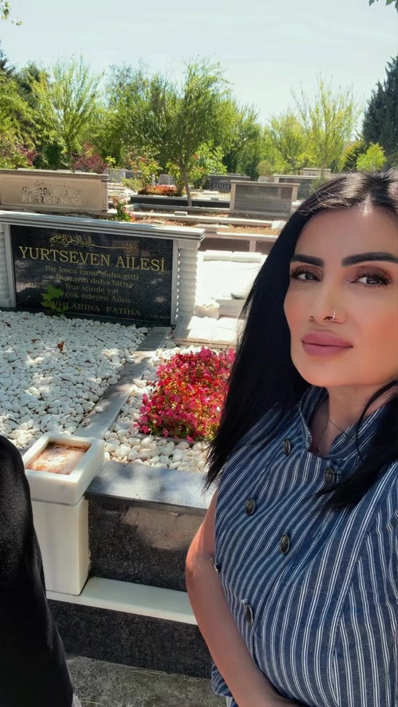 @Ayşenur Duran