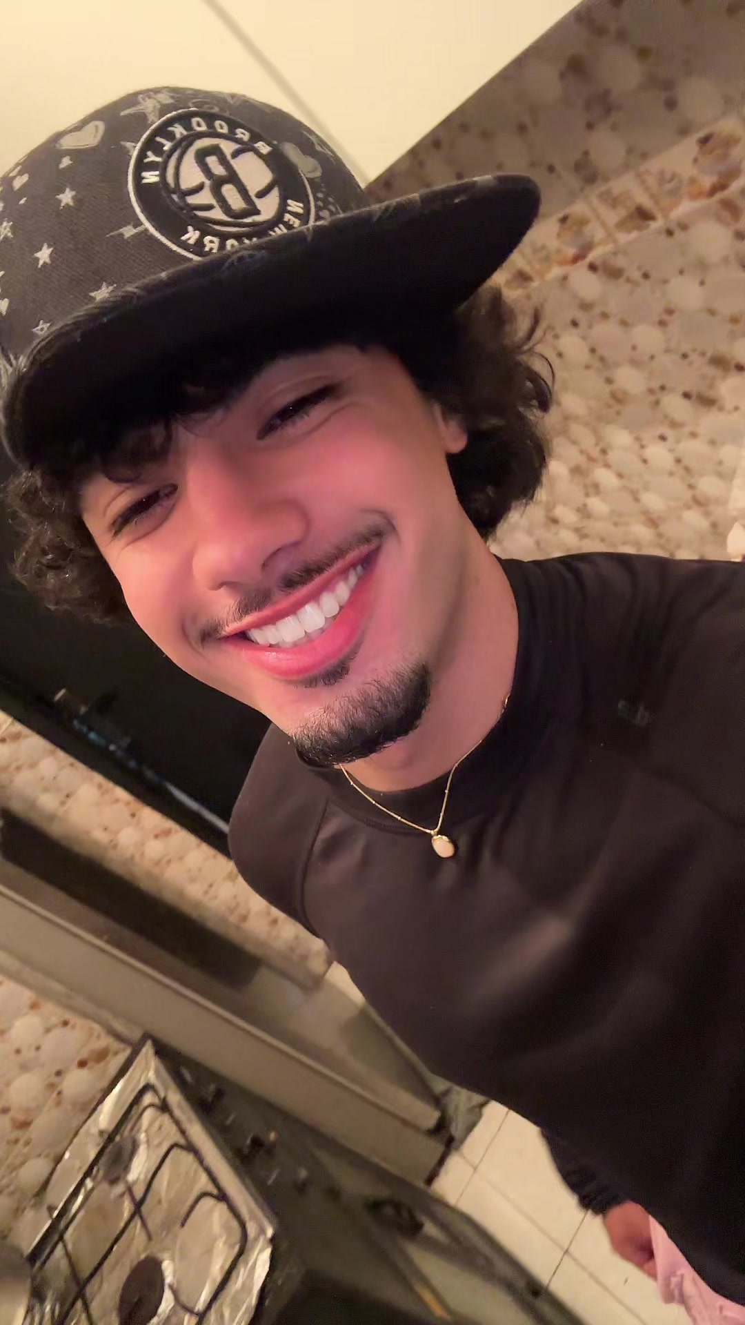 @Simoooox