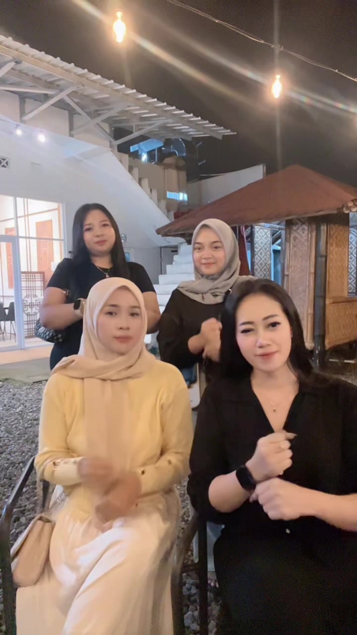 @✨🦋🦋cinta🌹🌷