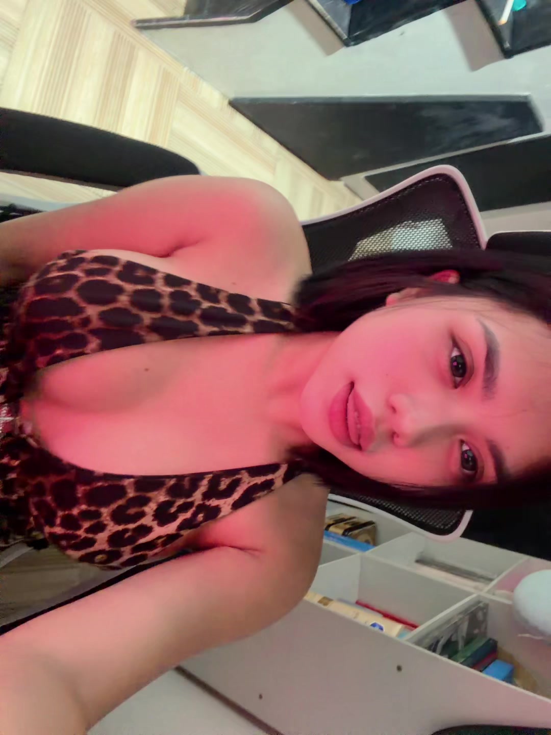 @ivyleal05