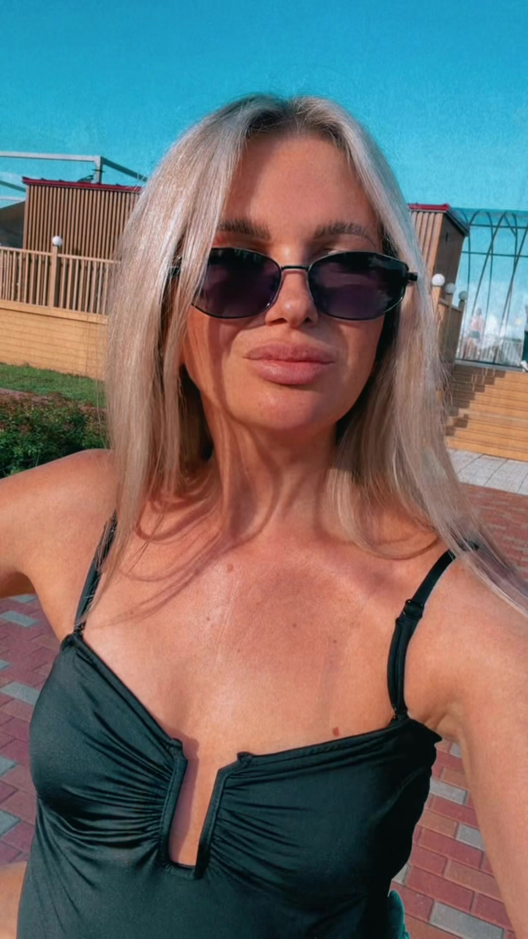 @Vikusya