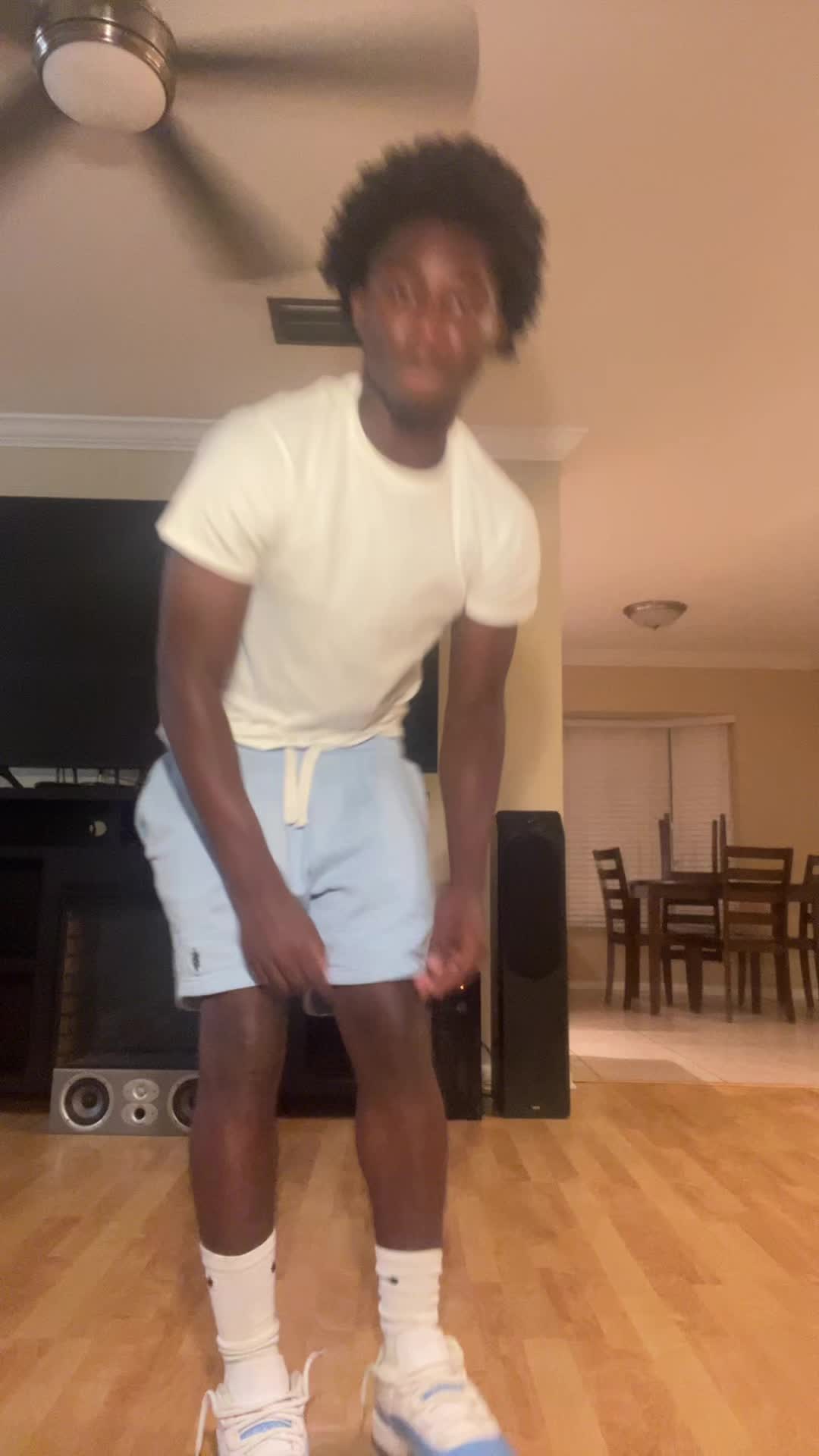 @J4🕺🏾