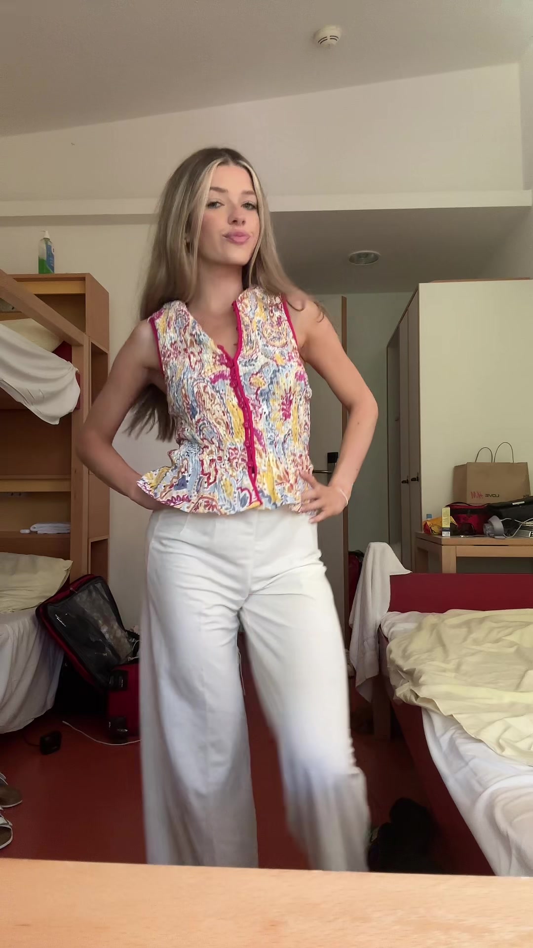 @Em777