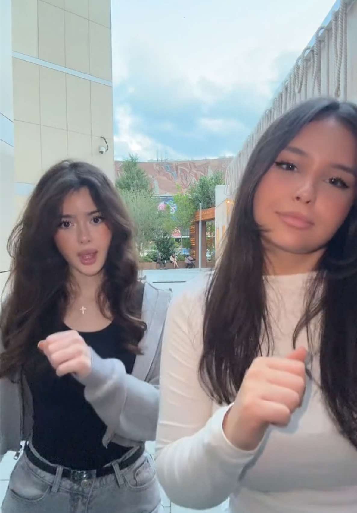 @мэри