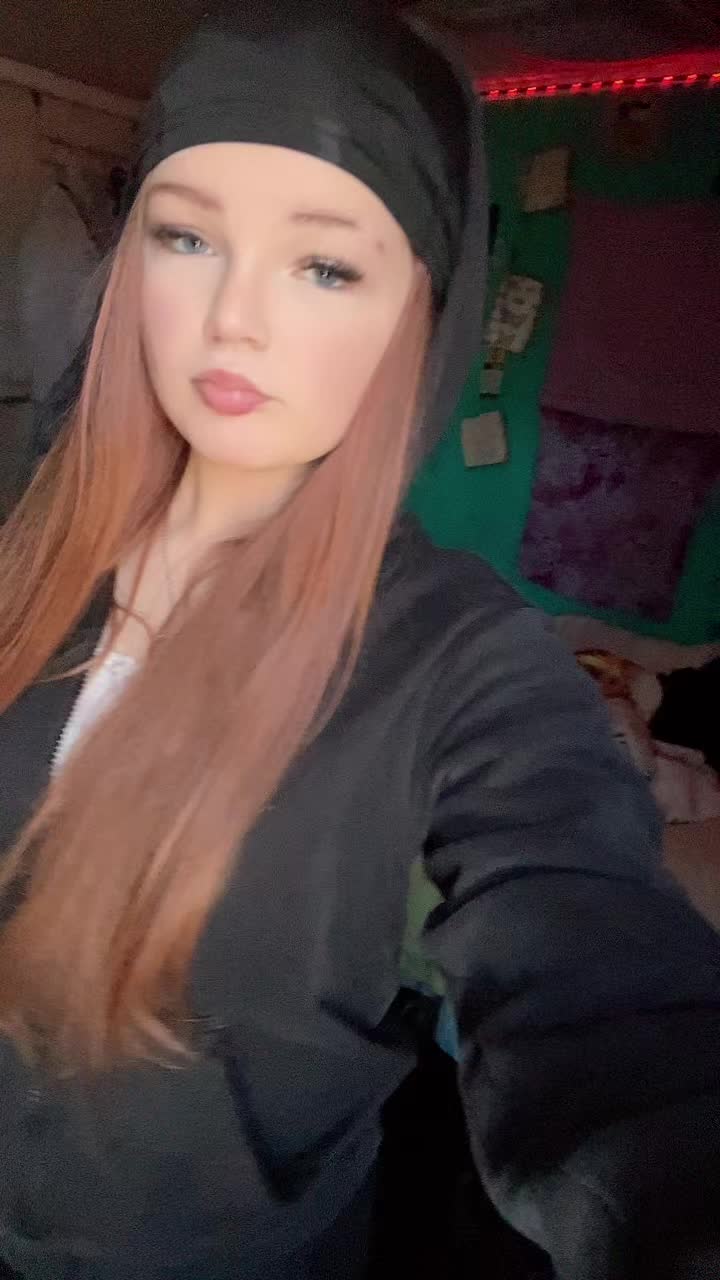 @Laylay