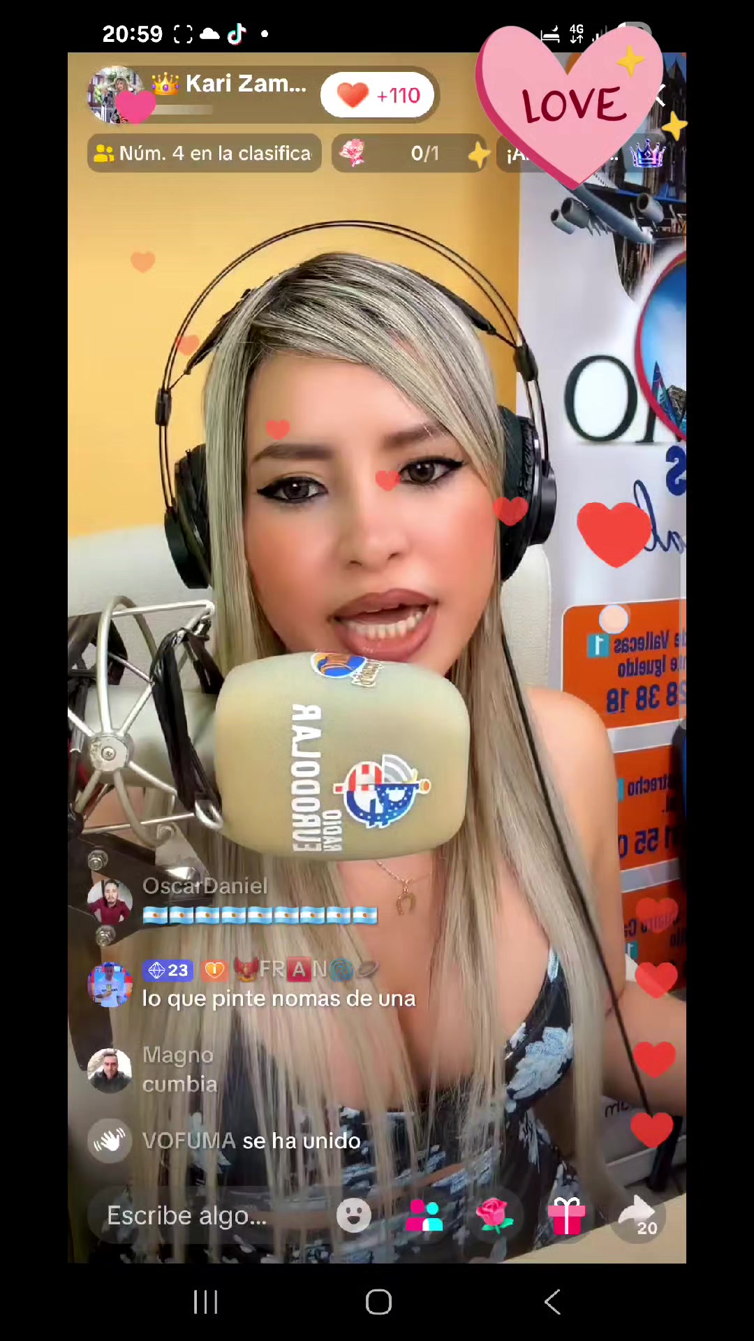 @👑Sandrafer63👸❤️📻🎙🍀