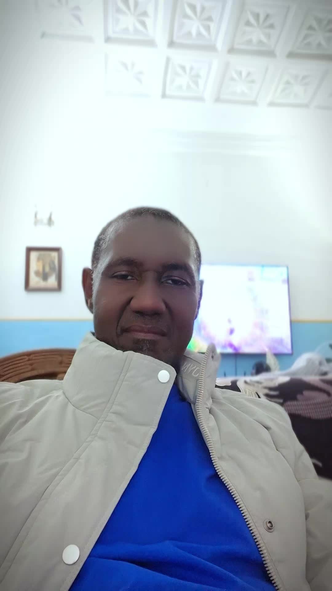 @T