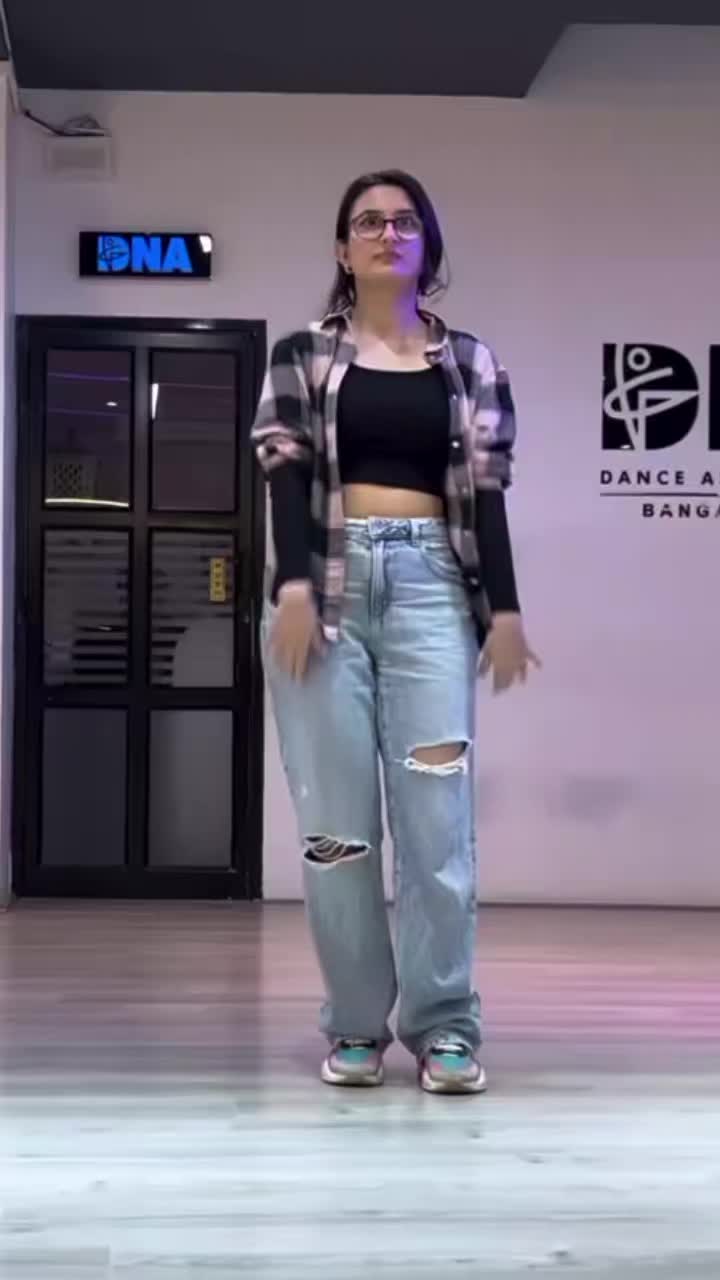 @CRAZY DANCING FACTORY💃🏿🕺