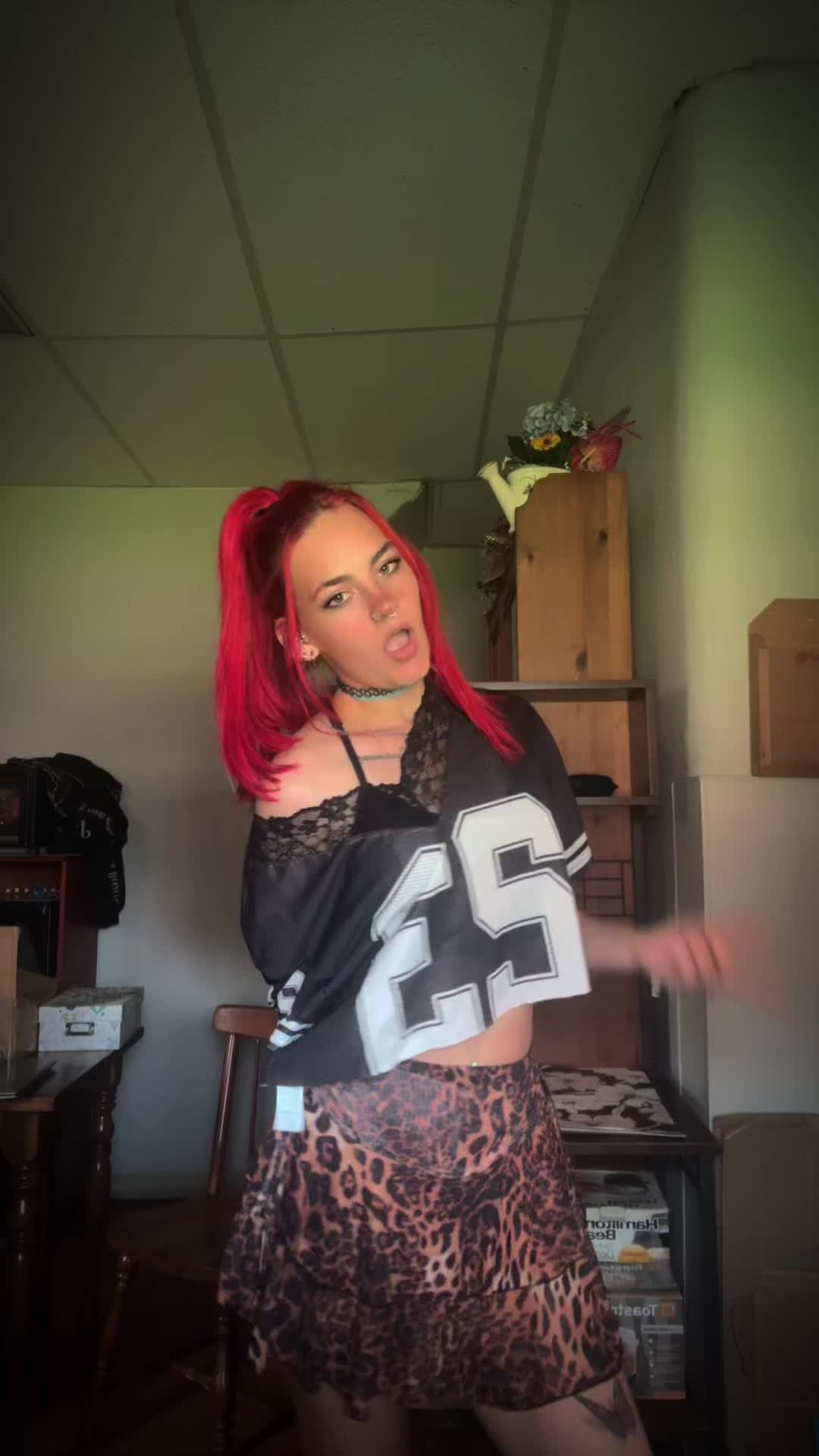 @𝕮𝖆𝖗𝖑𝖊𝖞 𝕭𝖚𝖑𝖑𝖔𝖈𝖐🧿