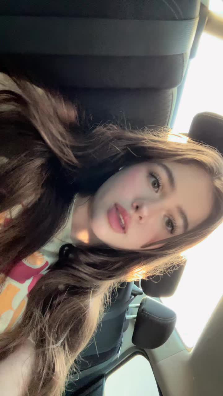 @caritadebb