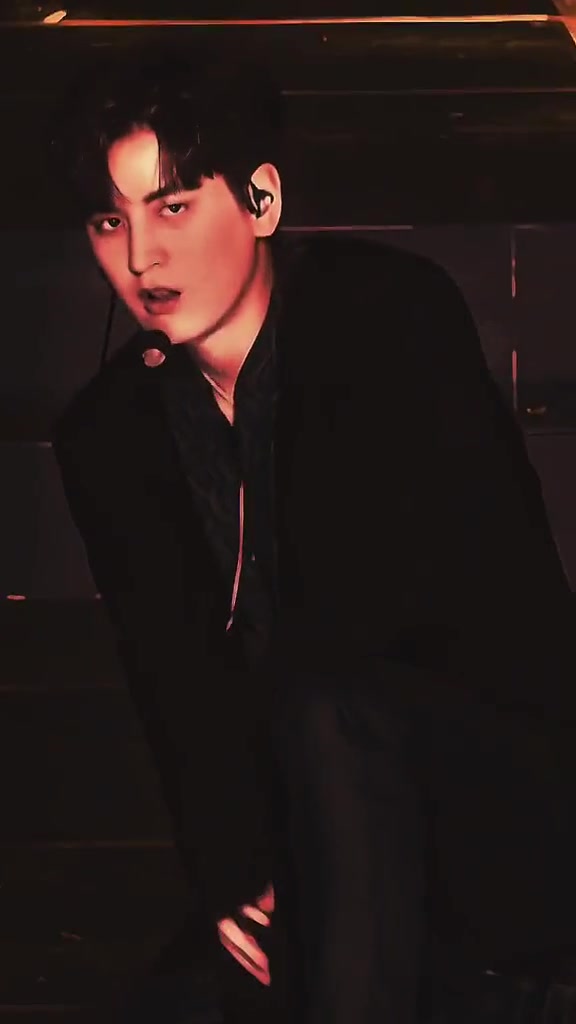@𝐴𝐢