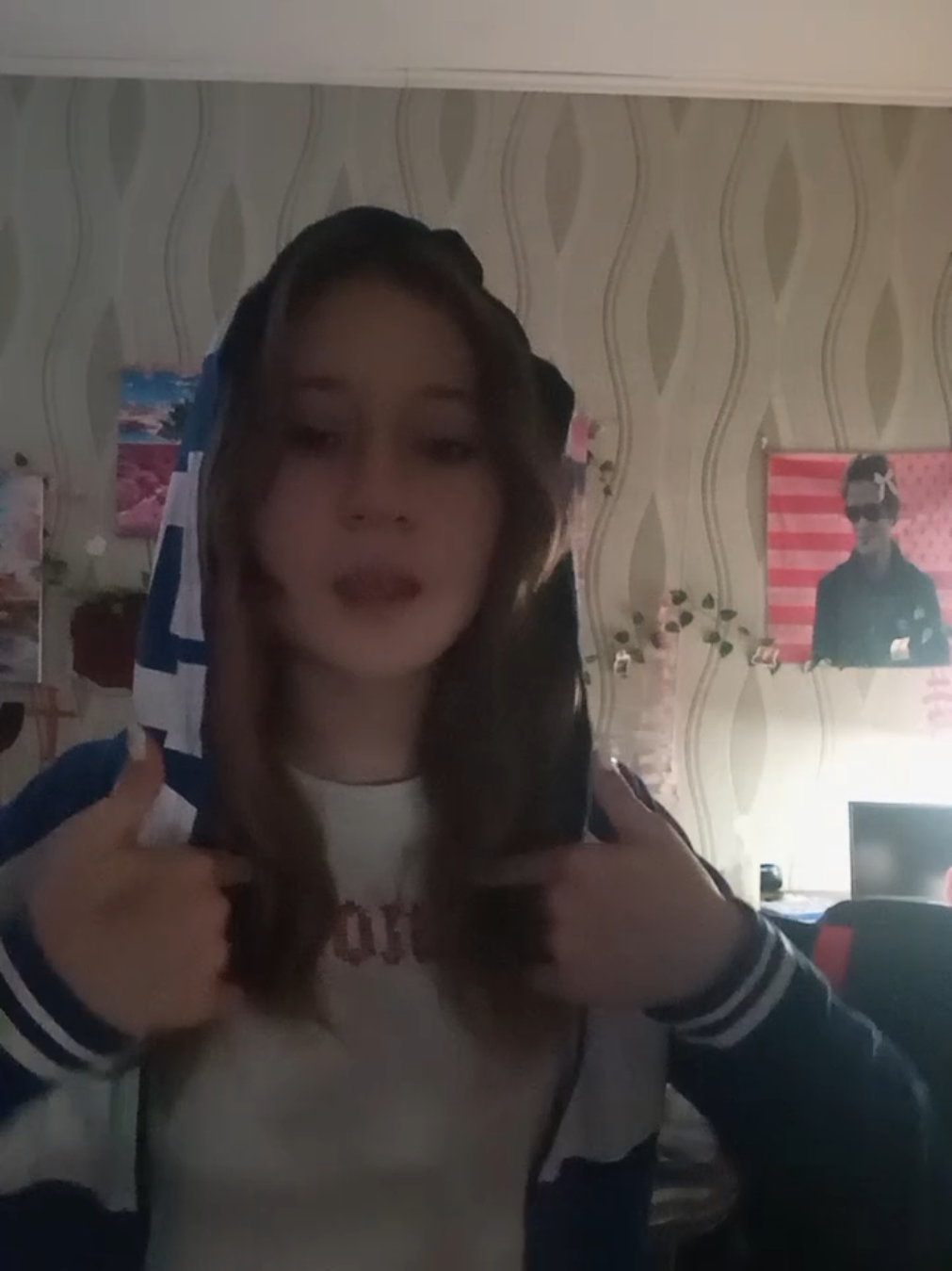 @YlliaMoon