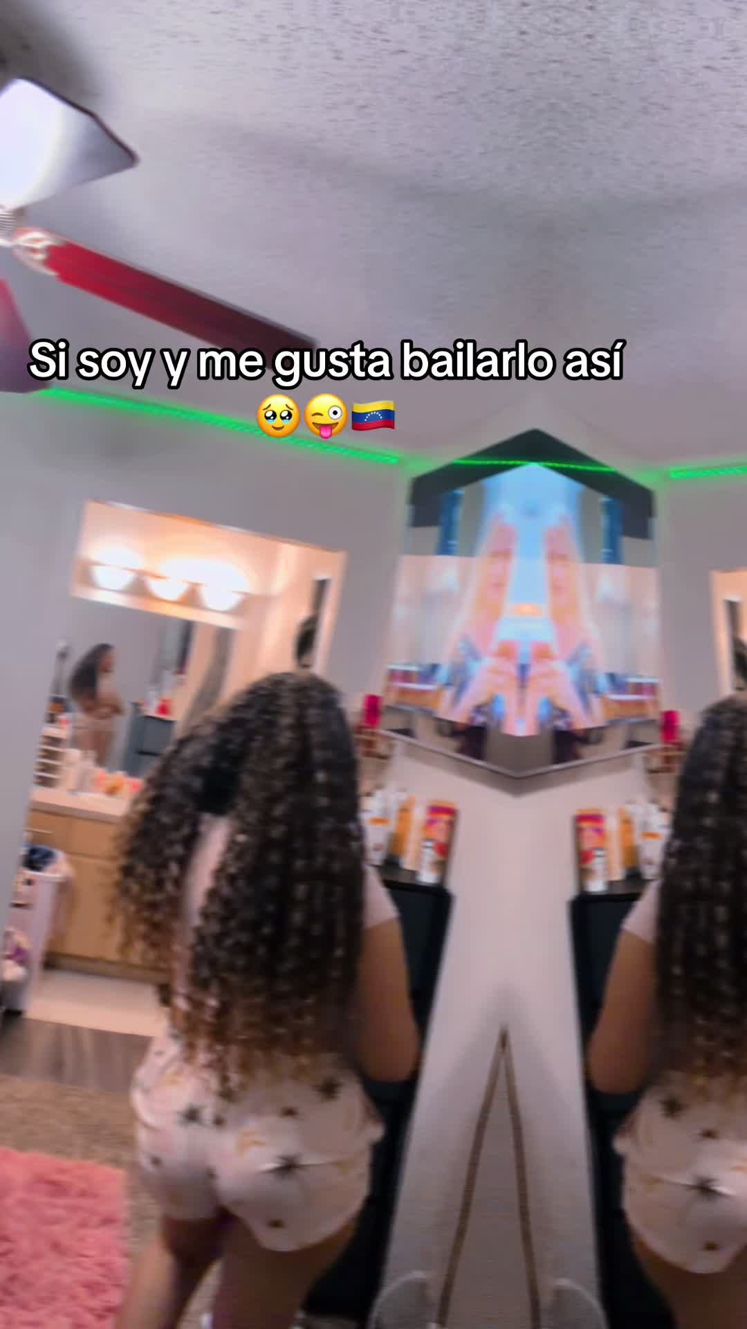 @roxanaj931